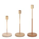 KIT CASTIÇAIS EM METAL DOURADO E NUDE
