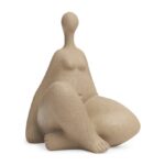 ESTATUETA MULHER SENTADA COM PERNA CRUZADA - Imagem 2