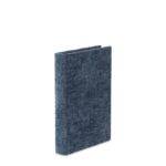 LIVRO CAIXA DECORATIVO EM VELUDO AZUL MARINHO